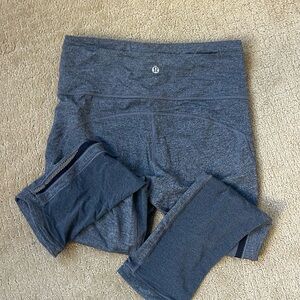 Lululemon size 6 cropped leggings